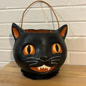 Vintage inspired black cat Halloween bucket